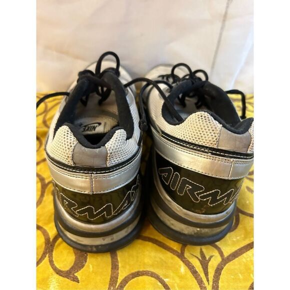 Nike AirMax mens sneakers 13 (3-14-07) scuffs, discoloration - Picture 3 of 6